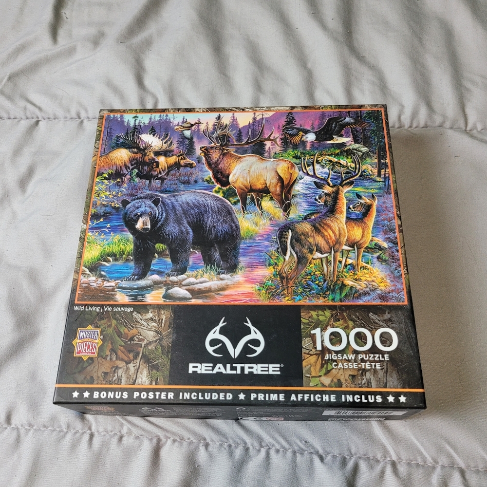 Master Pieces Real Tree Wild living 1000 piece puzzle